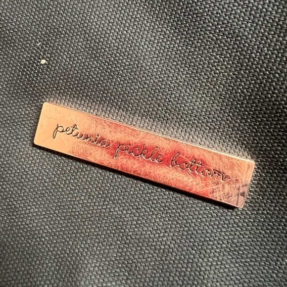 Petunia Pickle Bottom Pivot Pack Diaper Bag Backpack Sand/Black - Picture 3 of 10